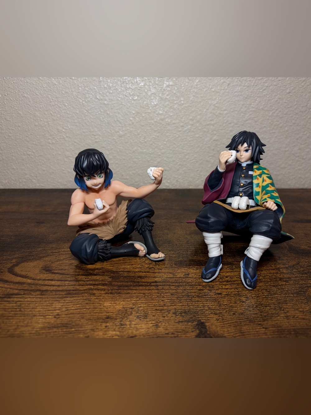 SEGA Demon Slayer Kimetsu no Yaiba Inosuke Hashibira & Giyu Tomioka Eating Rice